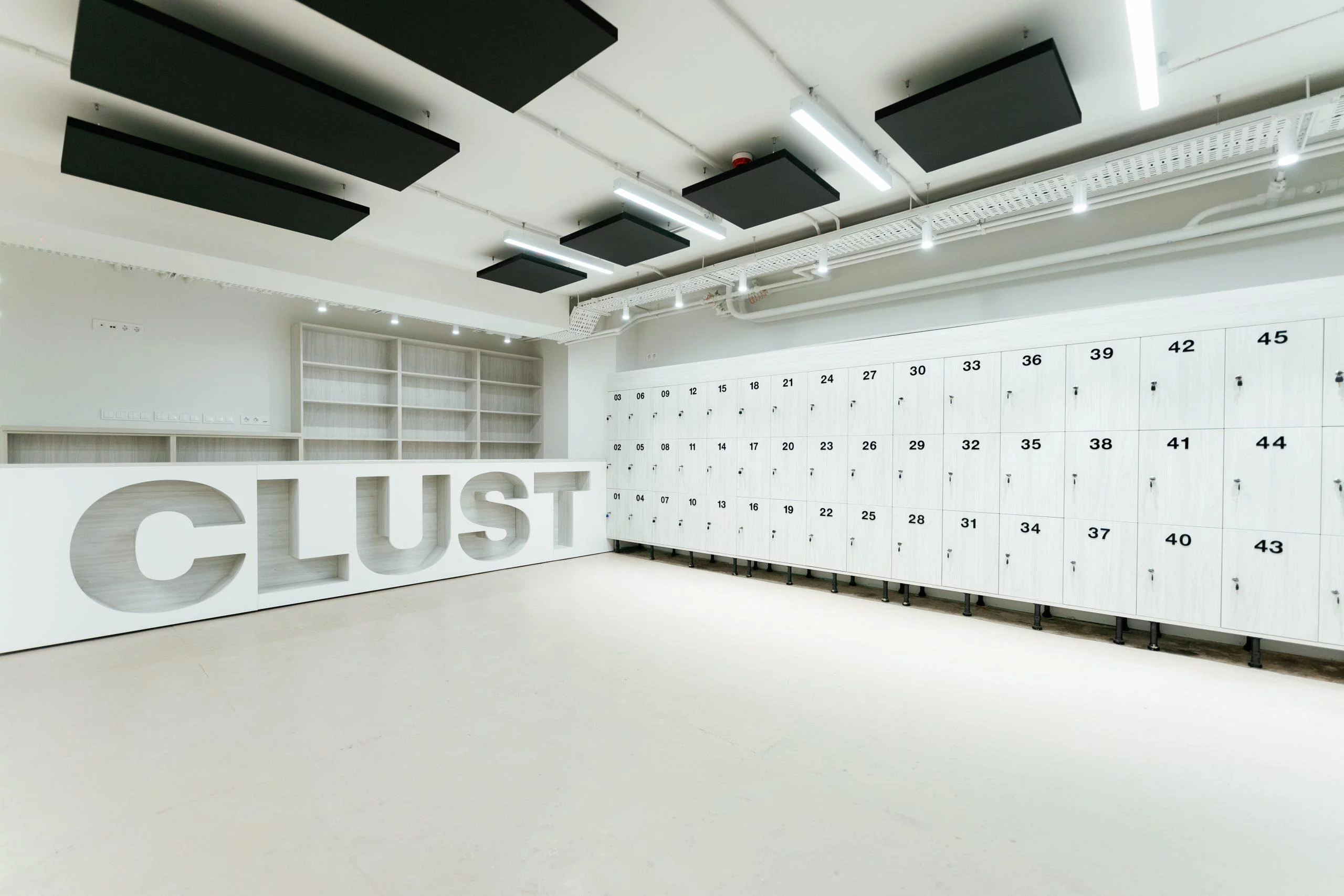 CLUST Space - Smart Shelter CLUST Space - Smart Shelter